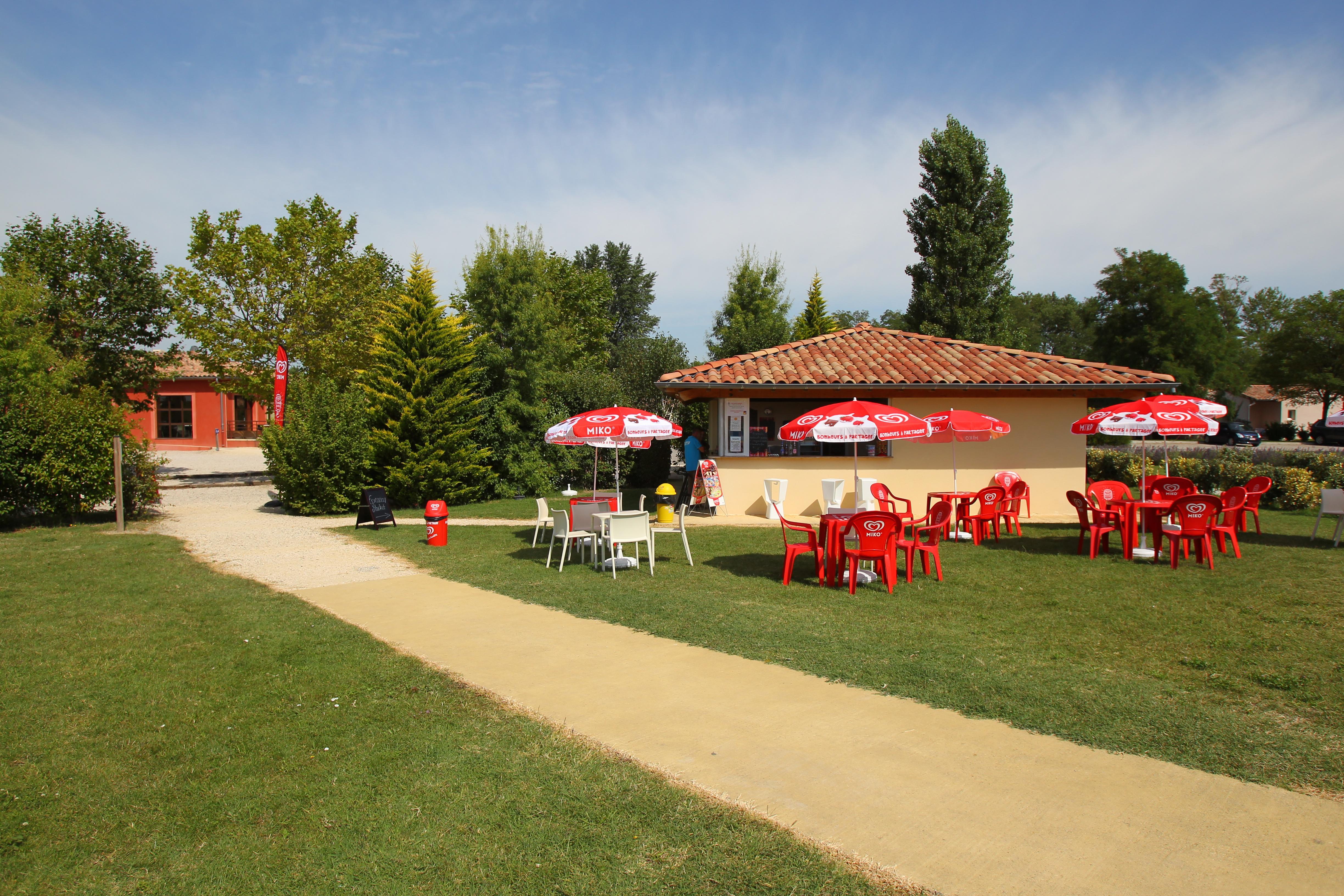 Residence Club Mmv Le Domaine Du Lac Chateauneuf-sur-Isere Exterior foto